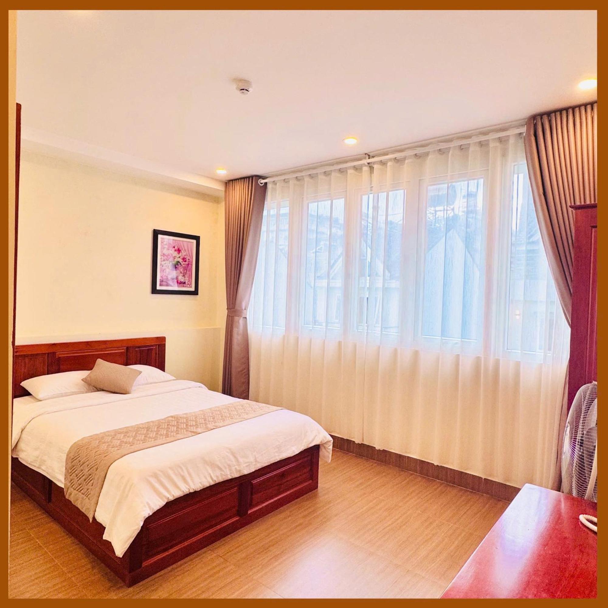 Nam Xuan Premium Hotel Da Lat Exterior photo